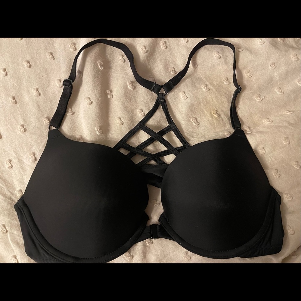 Victoria’s Secret Black Push Up Bra 36C Front Clasp Racerback
